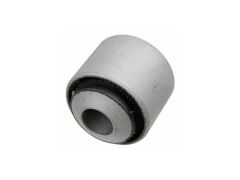 TRAVERS TAKOZU ARKA VAG TOUAREG Q7 04-