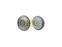 VOLANT M.BENZ 906 909 06-18